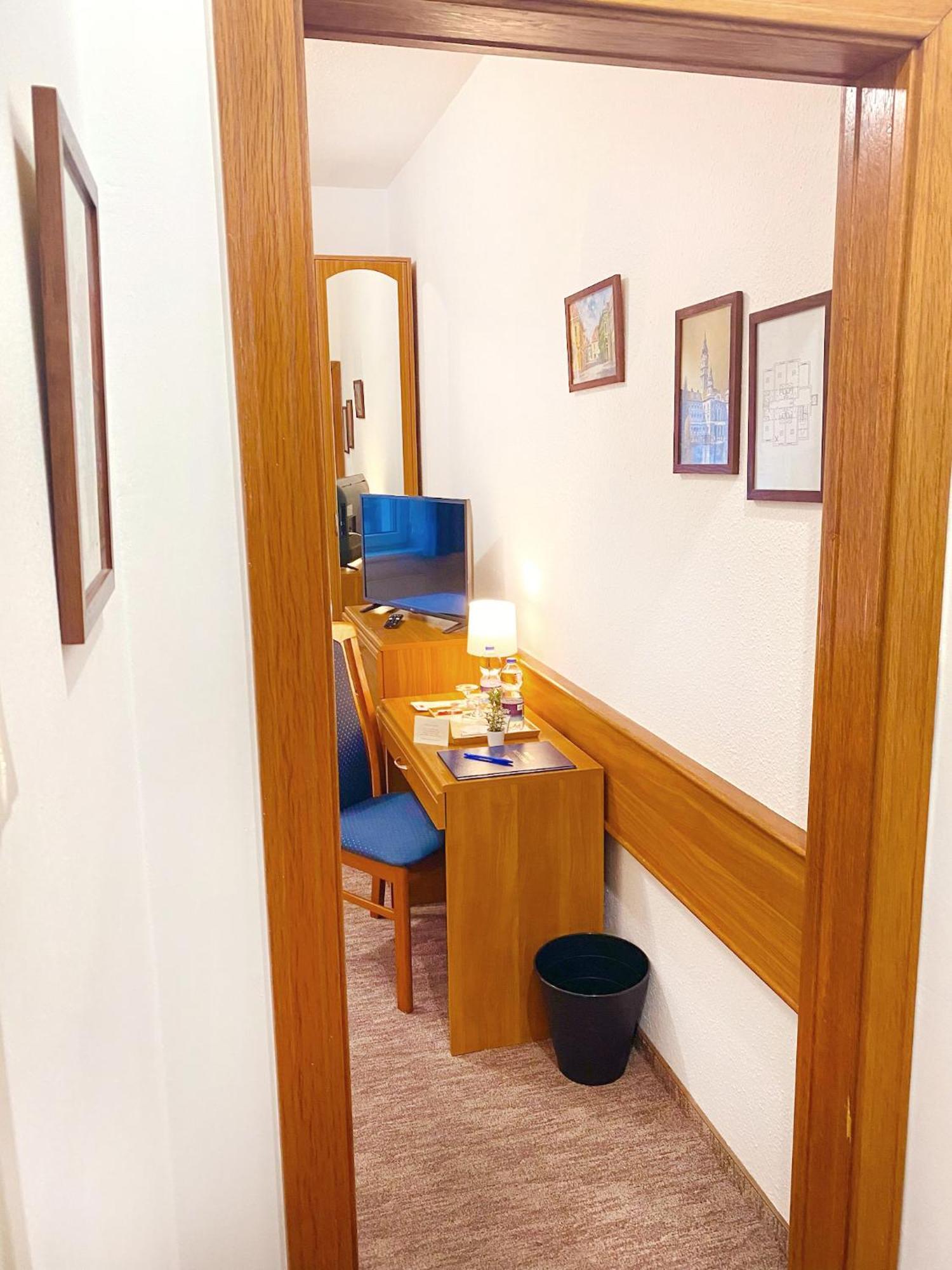 Hotel Wesselenyi Gyor Luaran gambar