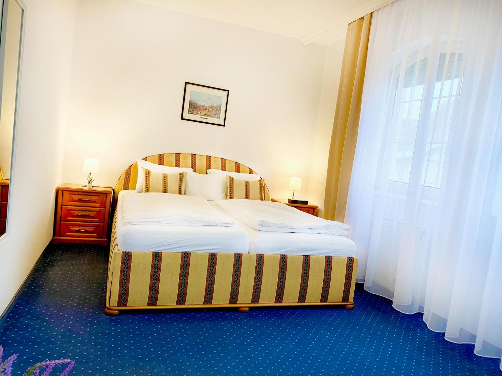 Hotel Wesselenyi Gyor Luaran gambar